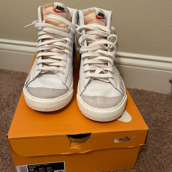 ☑️Nike Blazer Mid '77 Vintage preowned Excellent conditions Size 10 in box - Picture 3 of 10